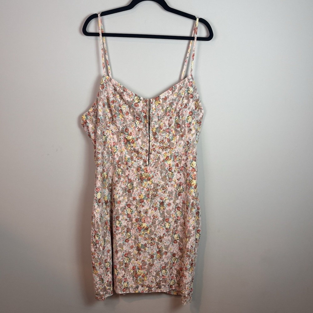 Rue 21 Plus‎ Women's Lace Floral Lines Bodycon Corset Strappy Dress Size 3X NWT!